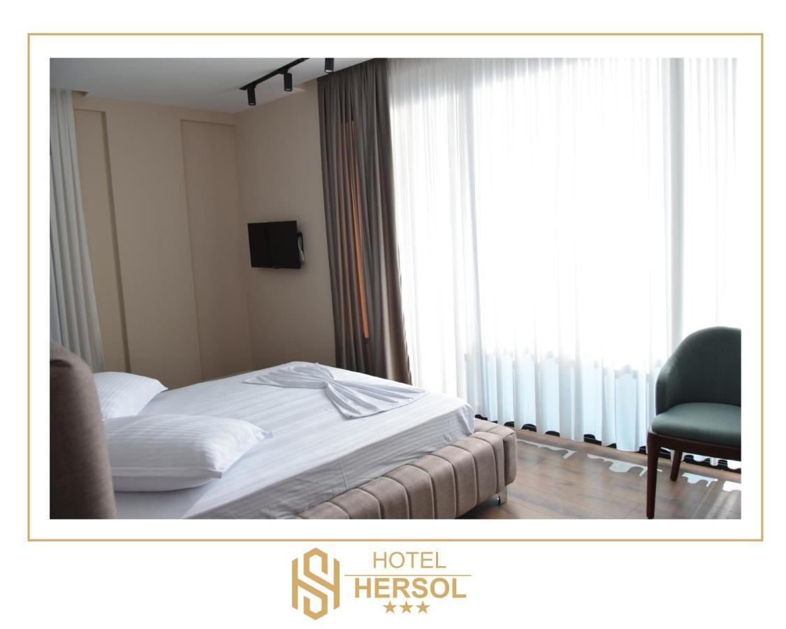 Hotel Hersol Durrës Buitenkant foto