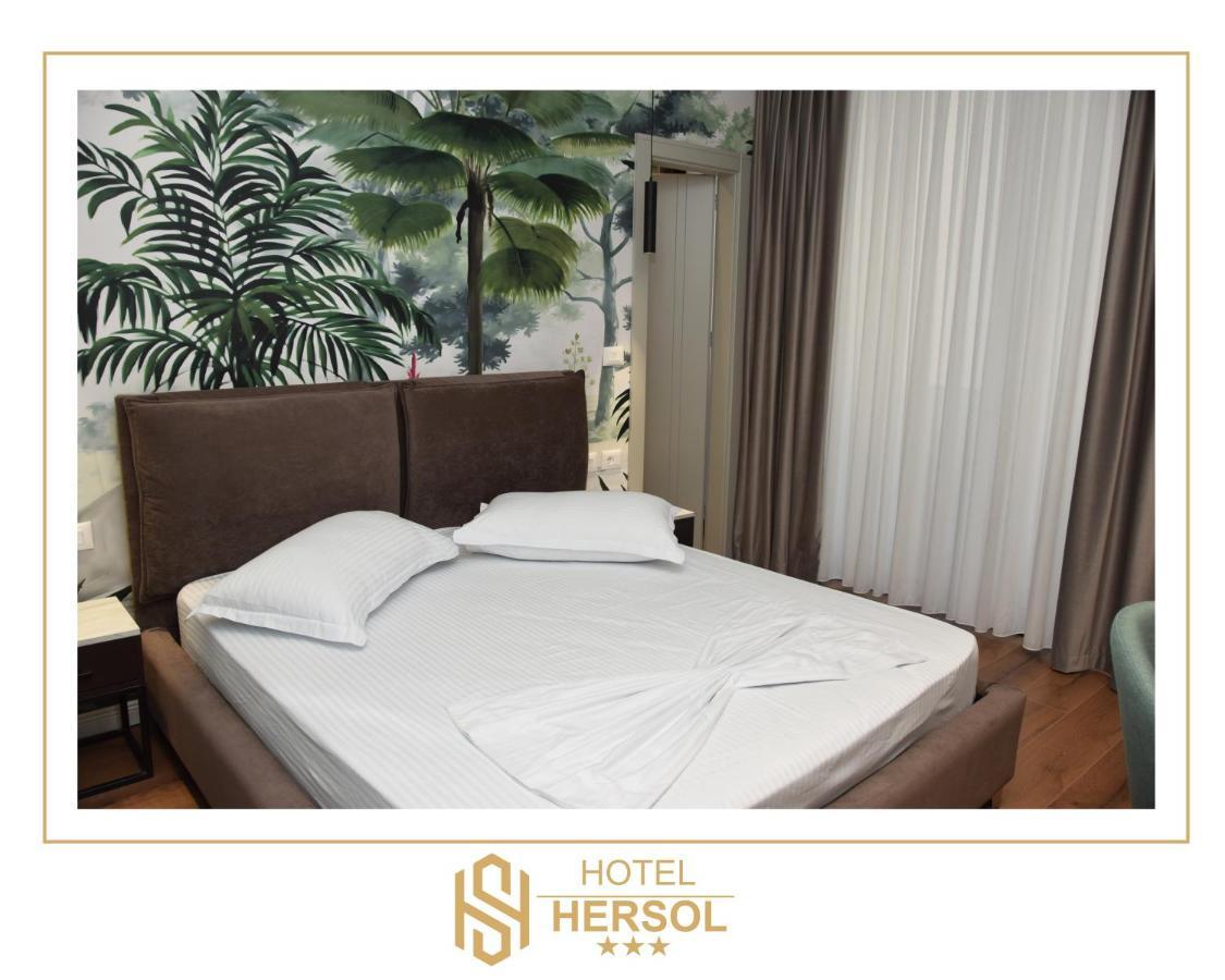 Hotel Hersol Durrës Buitenkant foto