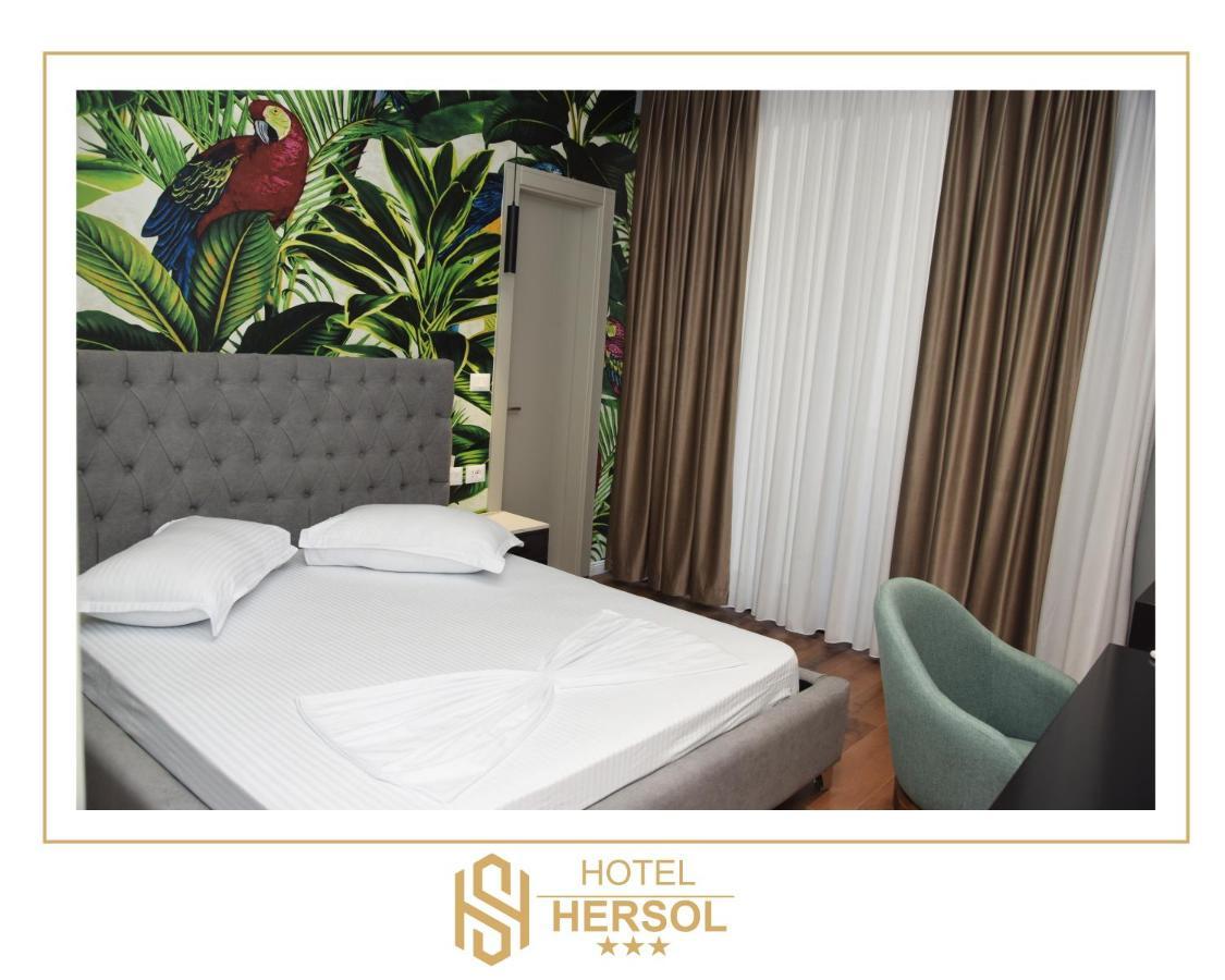 Hotel Hersol Durrës Buitenkant foto