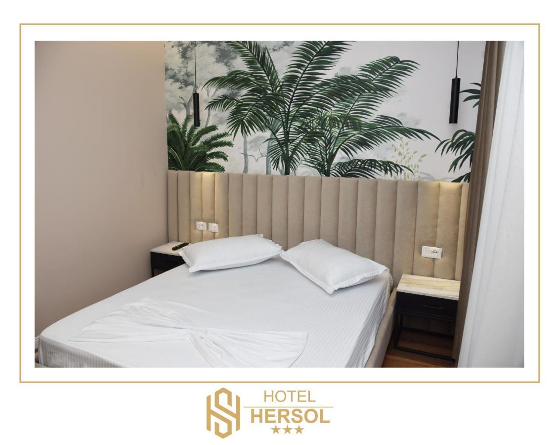 Hotel Hersol Durrës Buitenkant foto